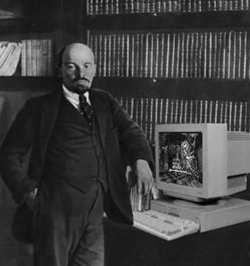 Великий "знаток" ленинизма....