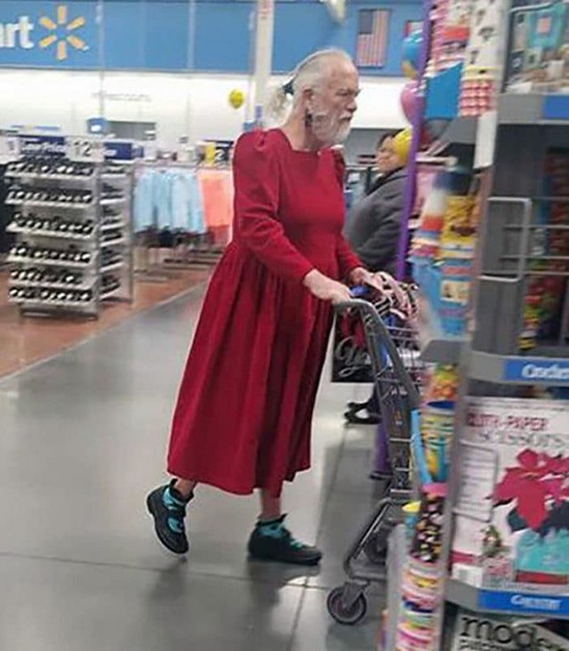 Walmart место сбора фриков
