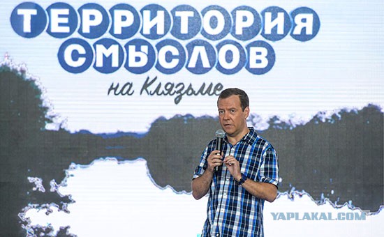 «Ноготочки» подвели. 90 тысяч медиков ушли наводить красоту, оставив больницы без специалистов?
