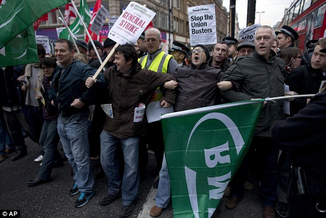 Европа бунтует...