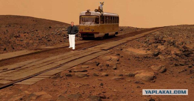 Марсоход обнаружил на Марсе останки техники!