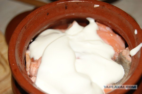Лосось запеченный с грибами и креветками, В горшочках.. Очень вкусно и не сложно