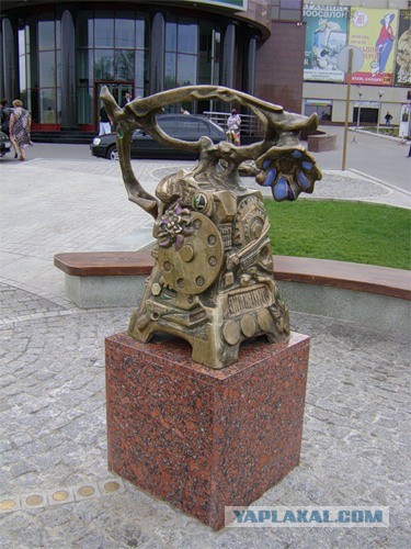 Необычные статуи мира