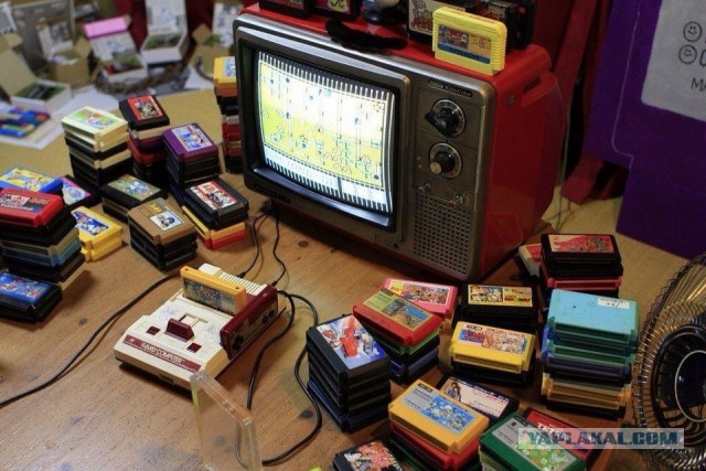 Домашняя игровая атмосфера 90-х