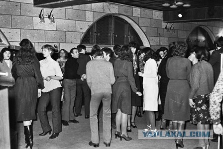 Чем можно было привлечь девчонку в 80-е.