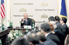 В Луганске взорвали машину Плотницкого