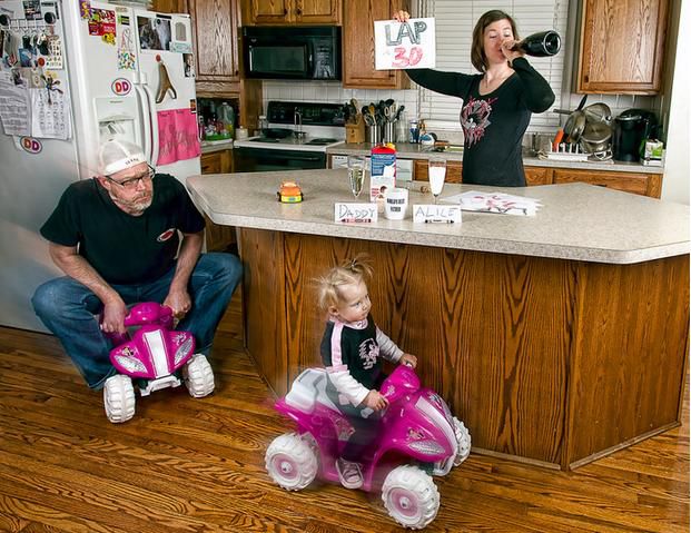 «Мама, у нас все хорошо»: папа и дочь сделали фотоотчет, от которого матери станет плохо