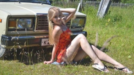 Девушки. Сельская тема