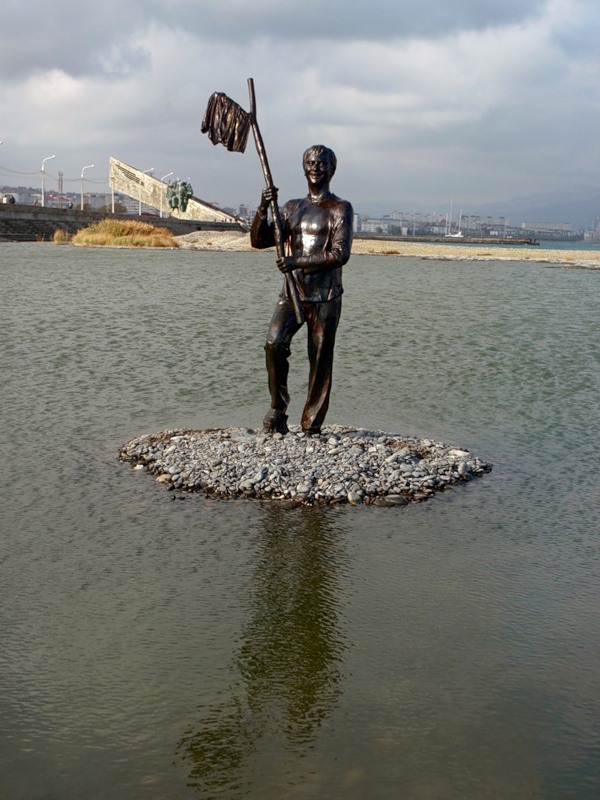 Памятники, которые делают мир добрее