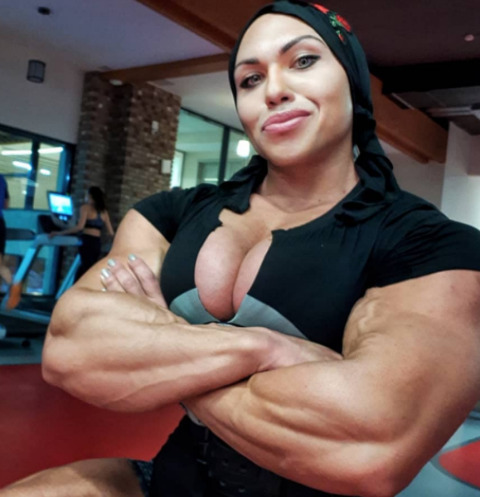 Женщины с большими мышцами