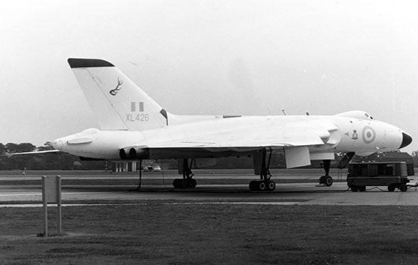 Операция «Черный олень»: бомбардировка Авро-вулканами Фолклендских островов