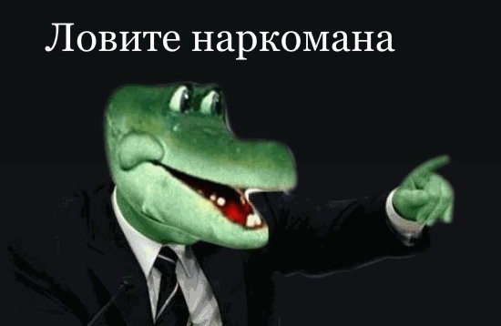 Бабушка и Машенька пьют чай