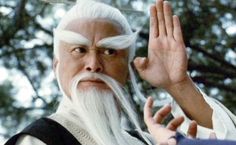 Попробуй у такой конфетку отбери