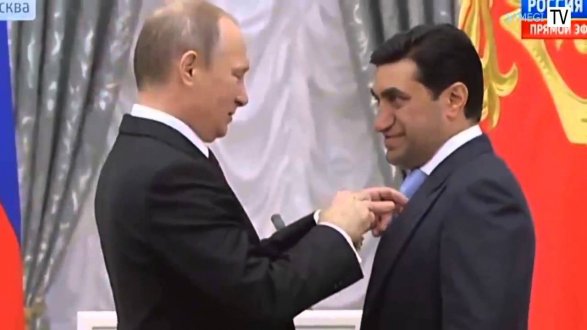 На юго-востоке Москвы задержали убийцу байкера Шахина Аббасова — его везут в СК на допрос