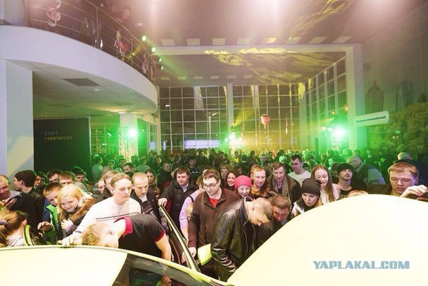 АвтоВАЗ за ночь распродал первую партию Lada Vesta