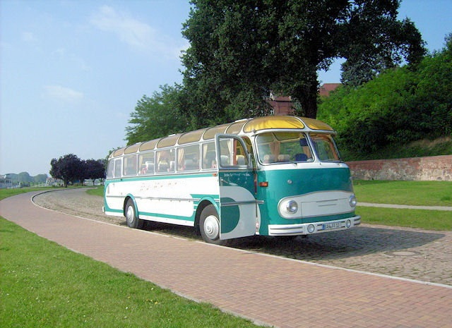 Игра на ЯПе: Угадай АВТО-5