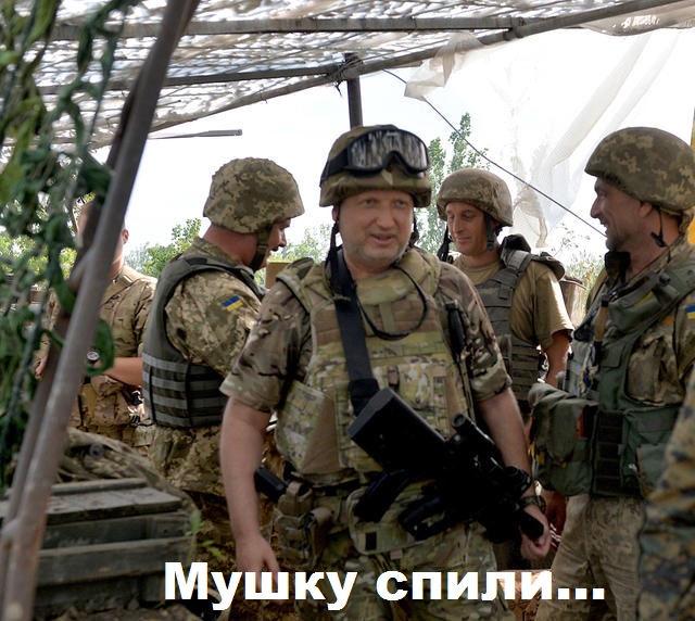 Джемилев угрожает разбомбить Керченский мост