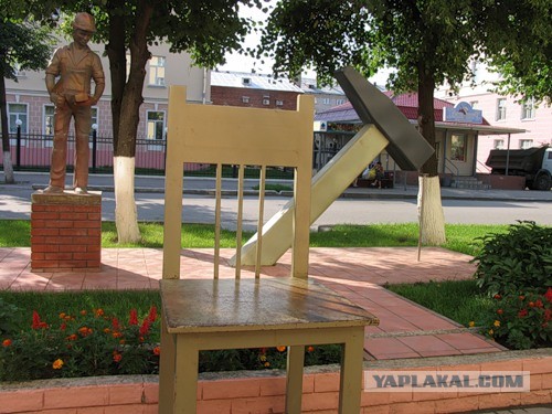 Необычные статуи мира