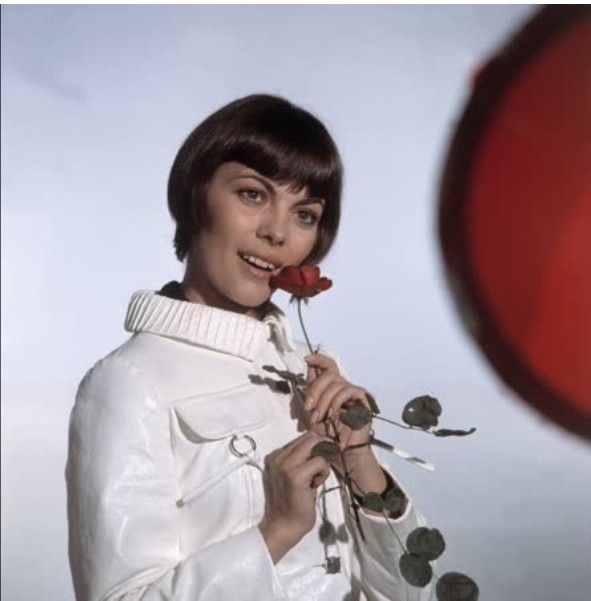 Кто что делает когда нажрется ?