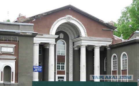 В Смоленске в бывшем ДК для глухих людей сделали "Пятерочку"