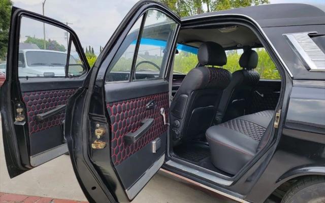 На автомобильном аукционе в США выставили «Волгу» 1978 г.в. с креслами BMW за 25 тыс. долларов (2 млн. рублей)