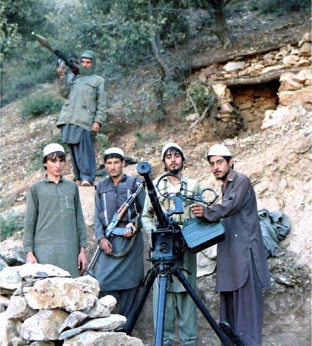 Восстание в лагере Бадабер, эпизод Афганской войны