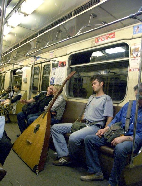 Эти люди встречаются нам в метро