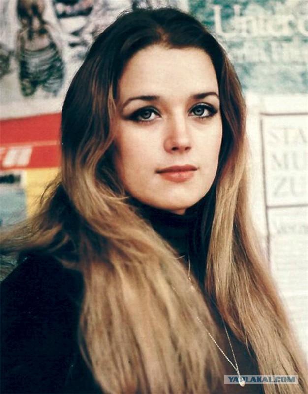 Молодая Ирина Алферова