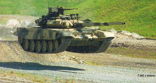 Первые 20 танков "Армата" переданы для
