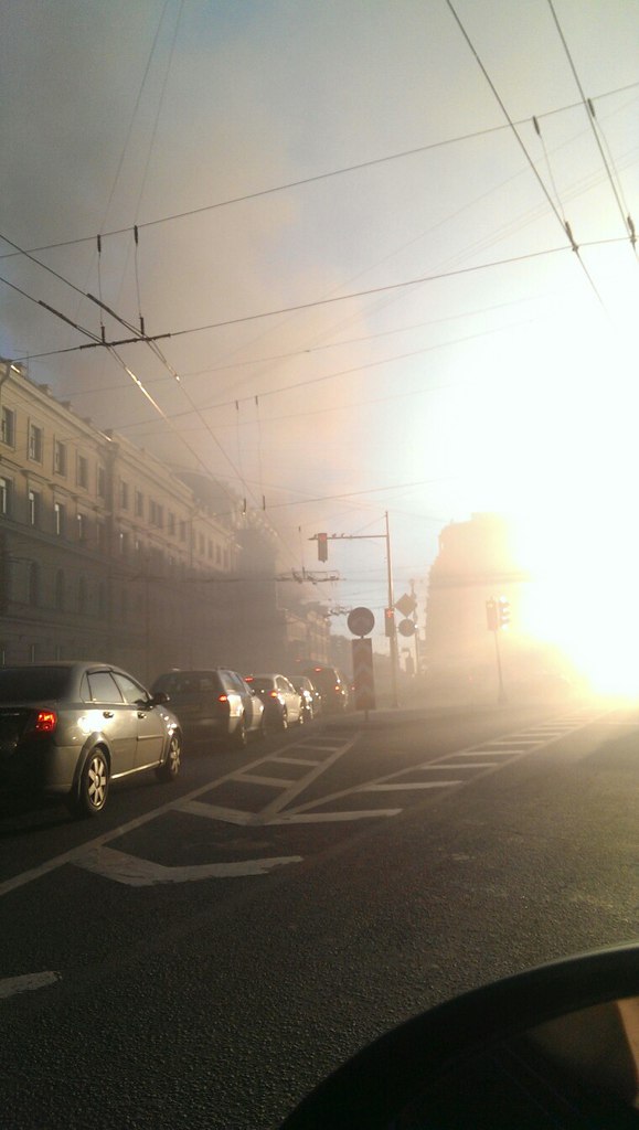 10-метровый экран вспыхнул в центре Петербурга