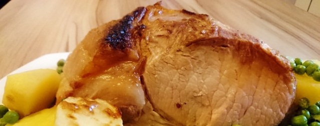 Свинина в горячем маринаде, с картохой и горохой