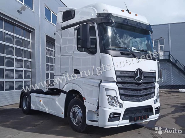 КАМАЗ пятого поколения: первая машина покинула конвейер