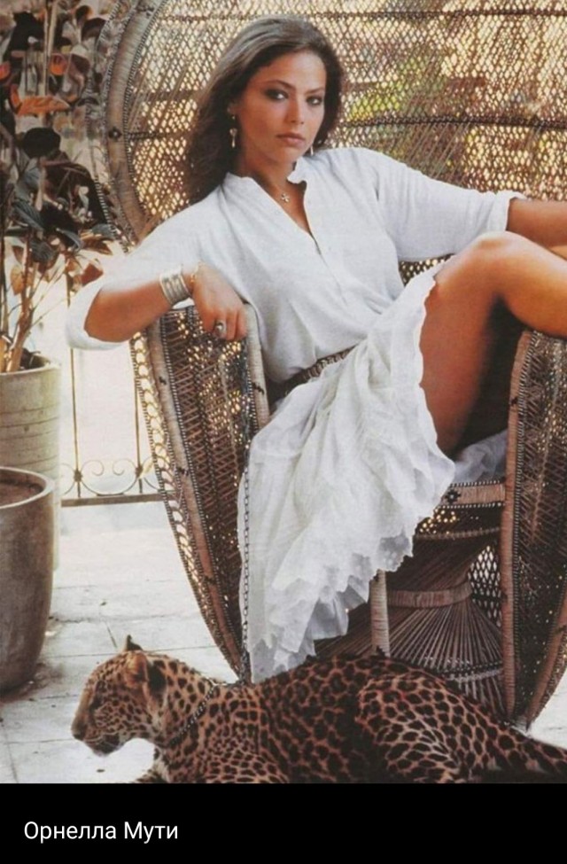 Орнелла Мути отмечает 71-летие