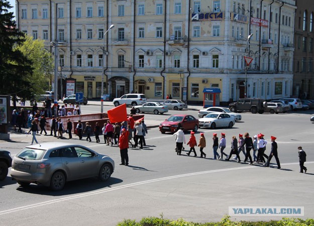 Вспомним детство...