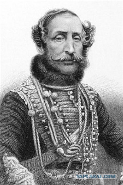 Фамилии превратились в слова.