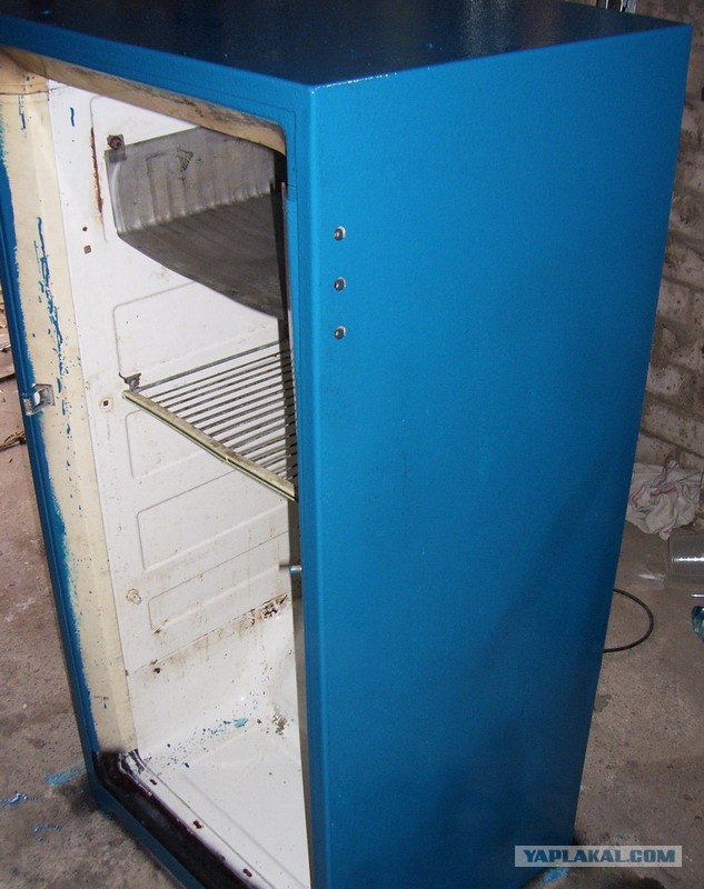 Мелкий косметический ремонт старого холодильника