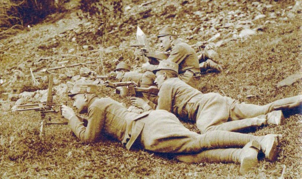 Maschinengewehr Ästhetik. Пулемётных красот пост