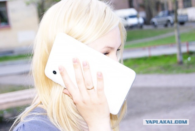 GALAXY S III взорвался и повредил ногу девушке