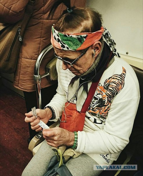 Метро и экстравагантные люди в нем