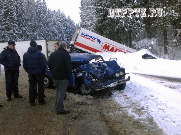 Гонщики на фурах