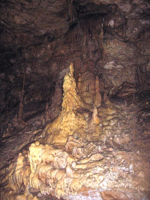 В пещеры на метро