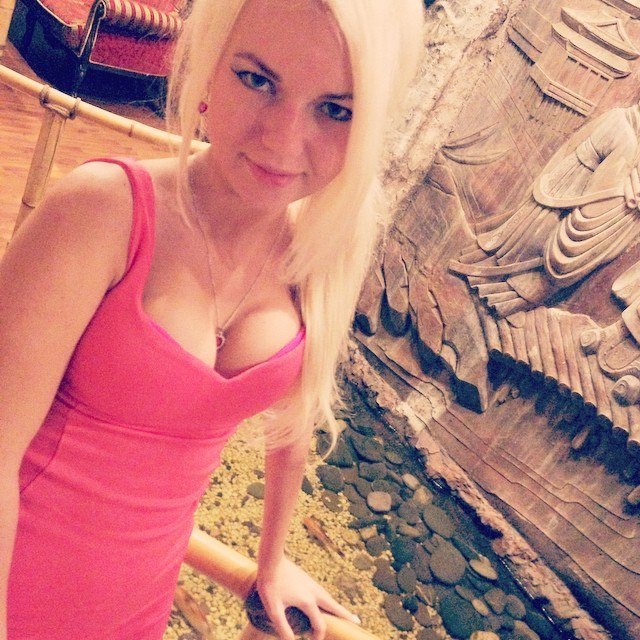 Приятные девушки из сети
