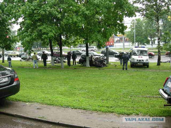 Жуткая авария на Ленинском (5 фото)