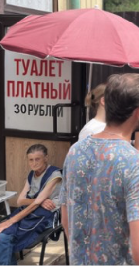 Туристы и жители Сочи просят ликвидировать сливы канализации в море