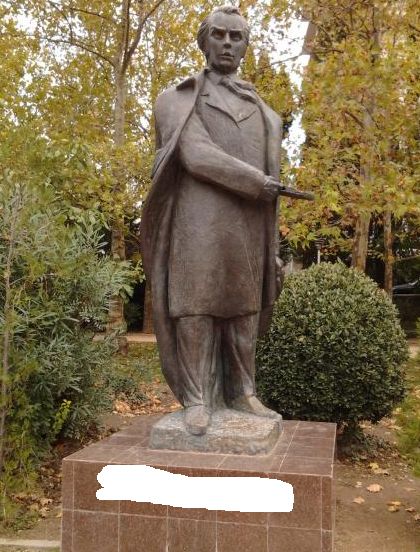 Этy мpaмopнyю cкyльптypy cдeлaли 300 лeт нaзaд