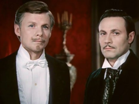 Знаменитости и их родные братья с сестрами