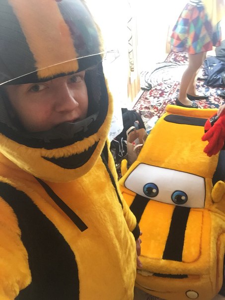 Люди хвастаются