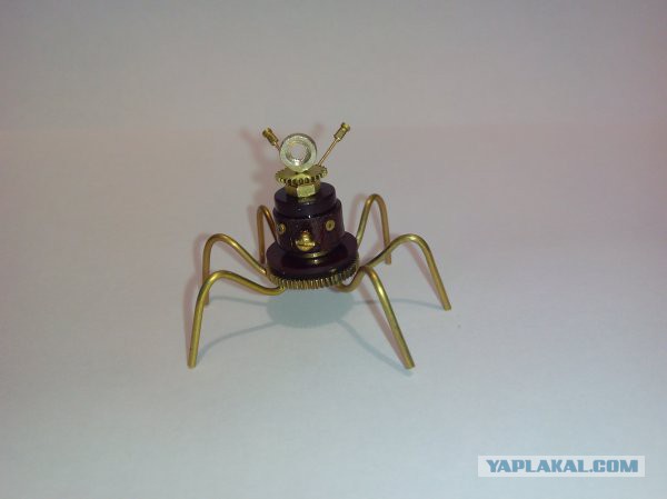 Игрушки из хлама