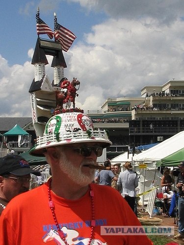 Конкурс шляп на Кентукки-дерби (32 фото)