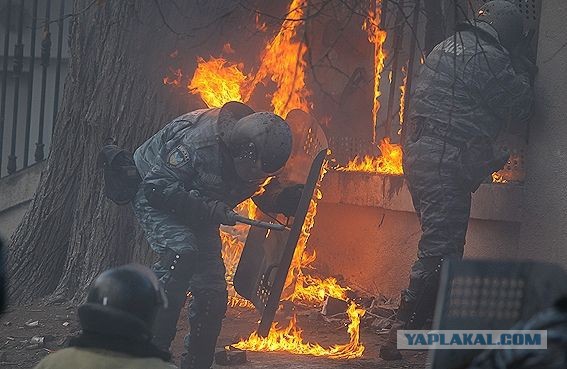 Задержанным на акциях против Сами-знаете-кого грозит до 10 лет тюрьмы